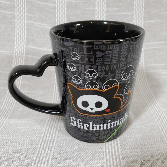 Skelanimals Kit Cat Mug Heart Handle Halloween - Picture 2 of 3